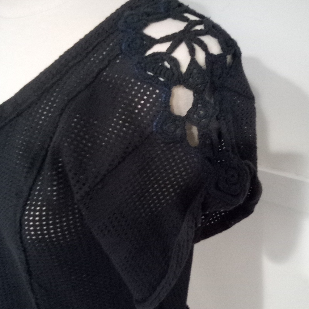 Free People Sheer Mesh Rose Raw Hem Tee Shirt Top - Picture 2 of 15